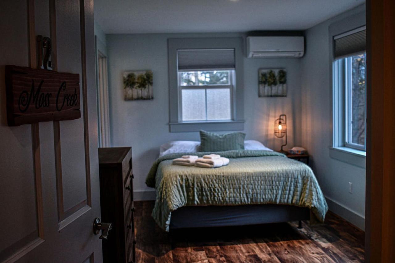 Brook Road Inn Goshen Zewnętrze zdjęcie