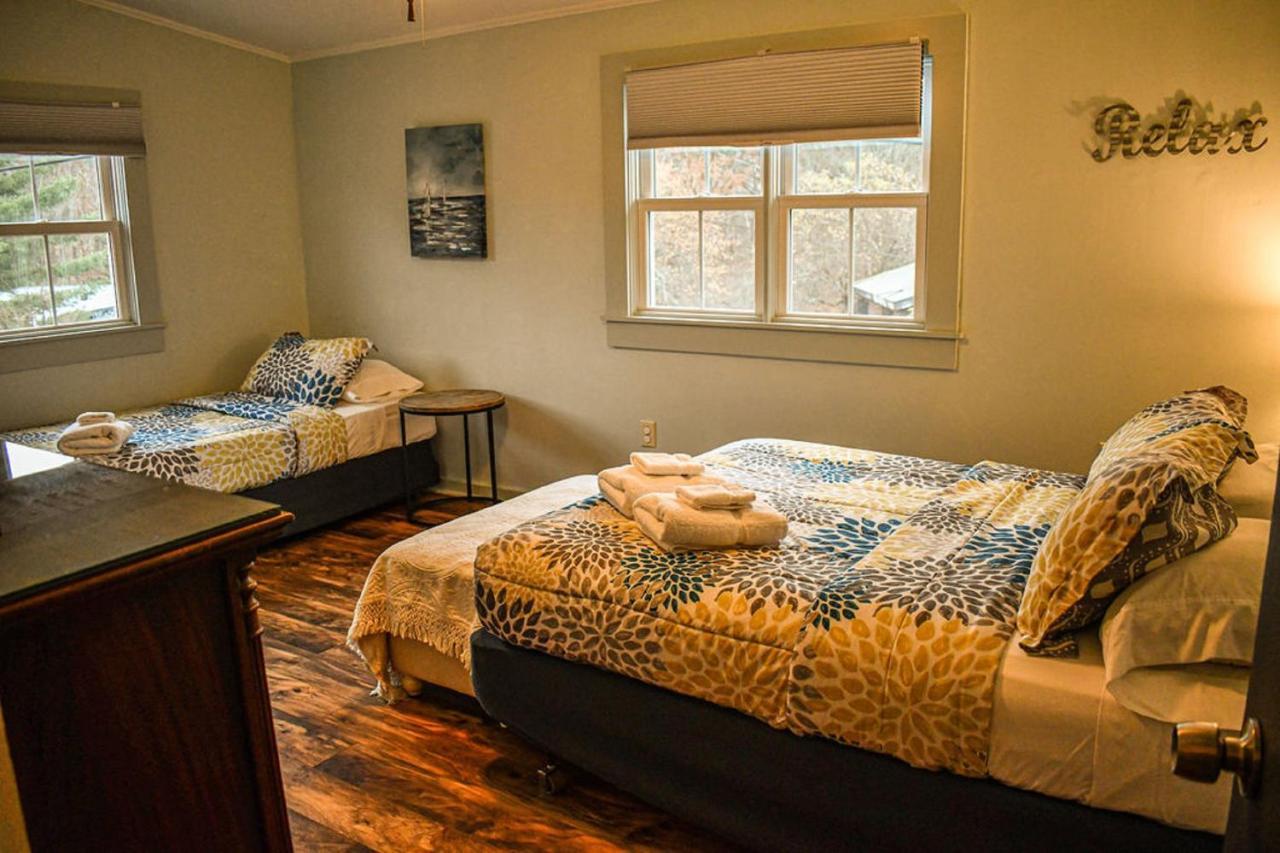 Brook Road Inn Goshen Zewnętrze zdjęcie